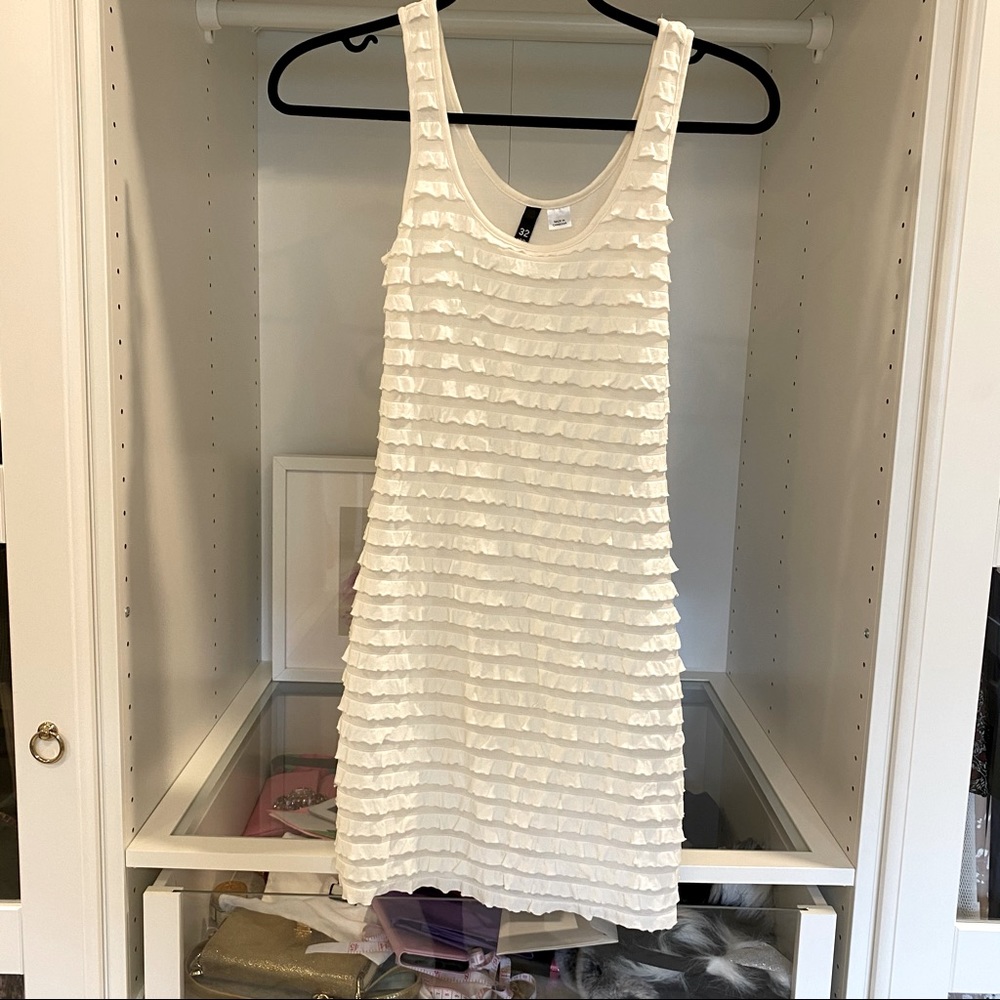 Beautiful H&M white mini dress 32-Fully lined